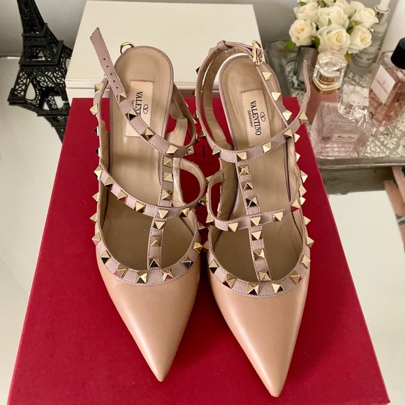 Valentino Nude Classic Rockstud Embellished Matte - Picture 2 of 10